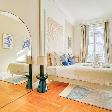 Chic Et Spacieux 16e Arrondissement شقة باريس