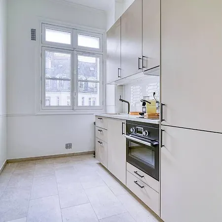 Chic Et Spacieux 16e Arrondissement